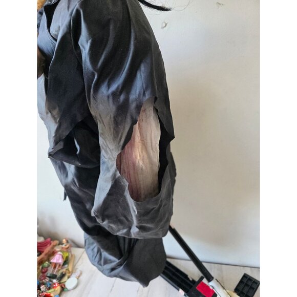 Tekky AS IS rising grave zombie Halloween prop decor - Picture 3 of 8